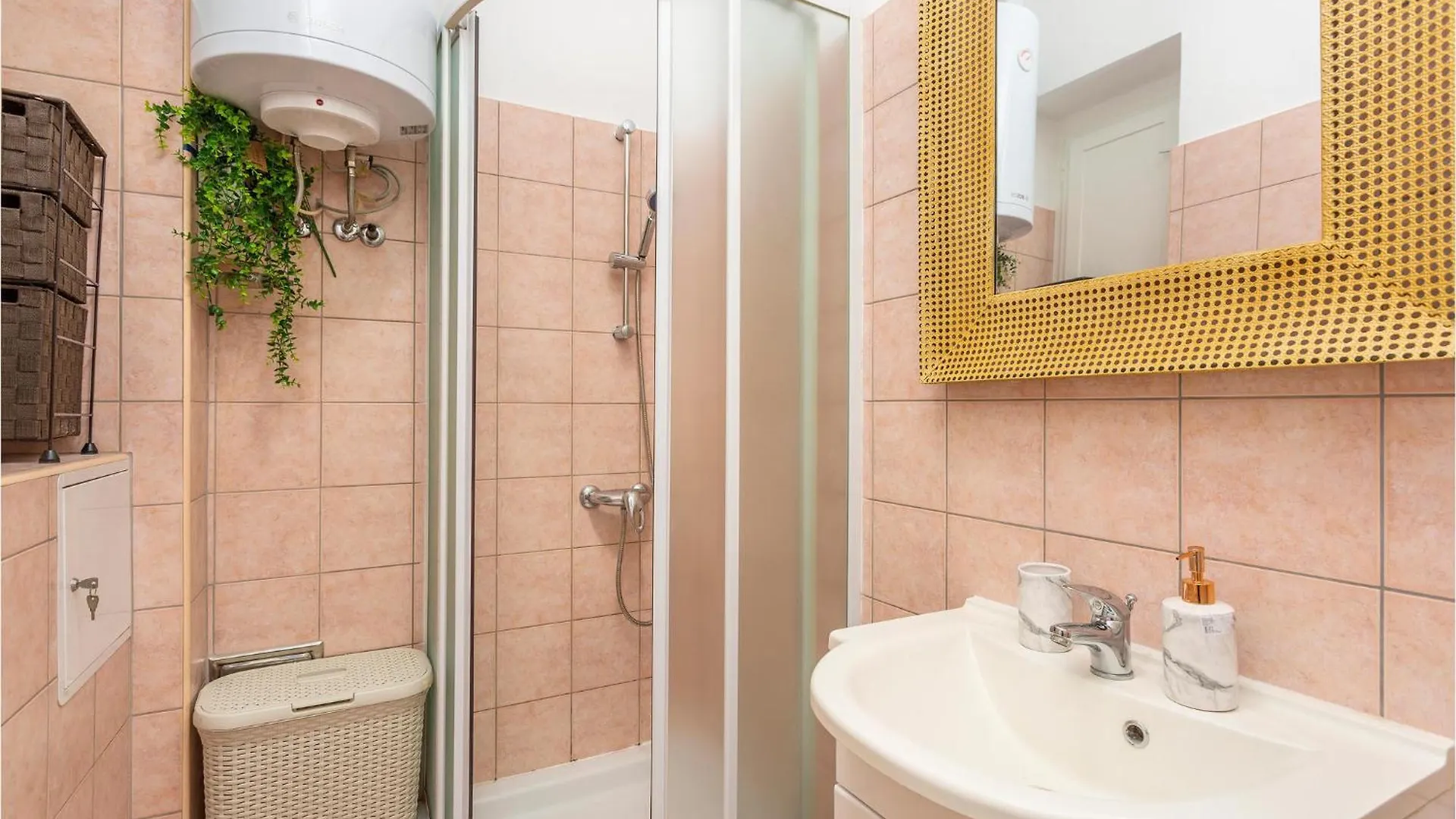 1 Bedroom Lovely Apartment In Rijeka Croatia